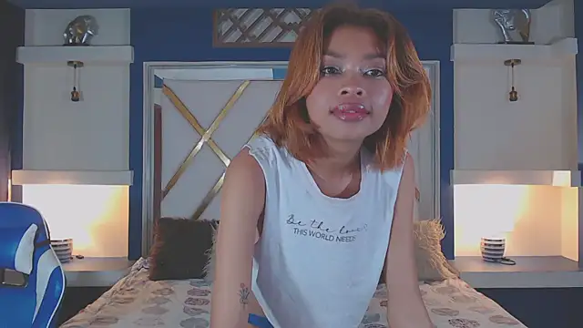 Perla prg online show from 02/14/25, 01:23