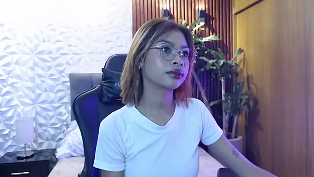 Perla prg online show from 02/25/25, 02:00