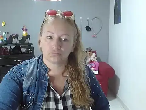 emperabigbootybigass online show from 02/13/25, 12:43