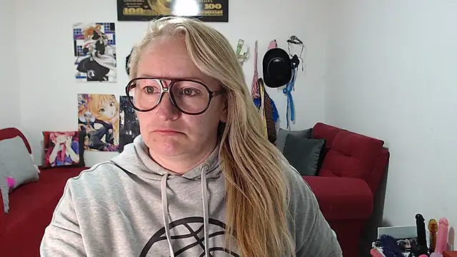 emperabigbootybigass online show from 10/17/25, 12:08