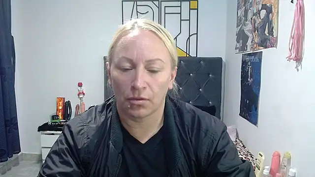 emperabigbootybigass online show from 05/19/26, 12:22