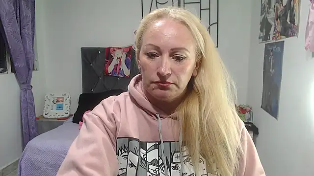 Snapshot of emperabigbootybigass chatting on 06/08/26, 12:47 emperabigbootybigass online show from 06/08/26, 12:47