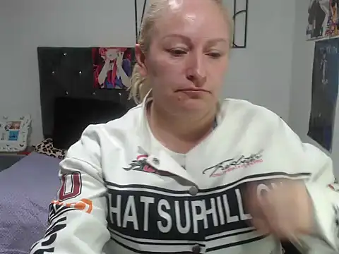 Snapshot of emperabigbootybigass chatting on 06/22/26, 12:24 emperabigbootybigass online show from 06/22/26, 12:24