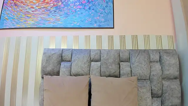 nova lane online show from 04/01/26, 07:55