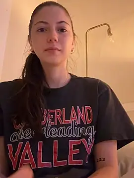 emilycoco online show from 05/10/26, 01:44