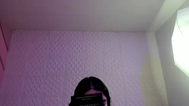 Violetaa diazz online show from 06/04/26, 09:21