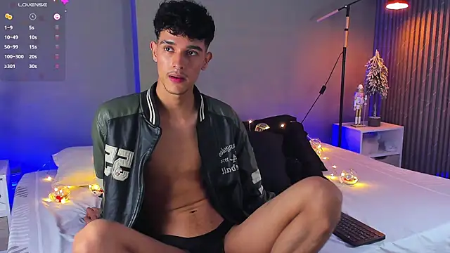 Snapshot of Busterspinter chatting on 12/13/24, 09:57 Busterspinter online show from 12/13/24, 09:57