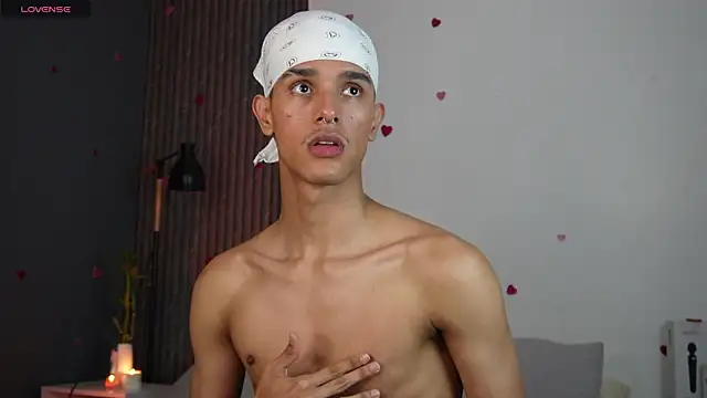 Snapshot of Busterspinter chatting on 02/27/25, 05:56 Busterspinter online show from 02/27/25, 05:56