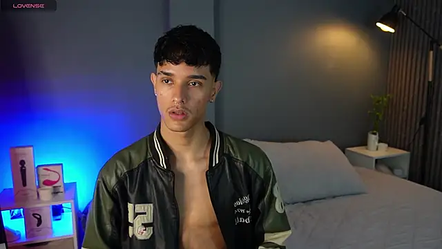 Snapshot of Busterspinter chatting on 03/01/25, 11:28 Busterspinter online show from 03/01/25, 11:28