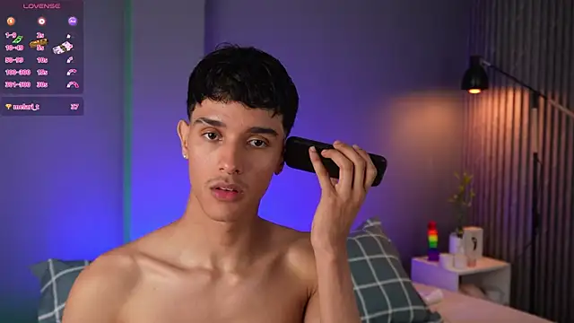 Snapshot of Busterspinter chatting on 03/22/25, 03:20 Busterspinter online show from 03/22/25, 03:20