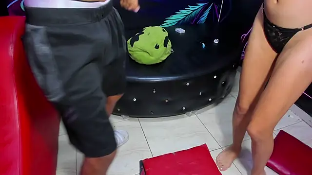 Living room online show from 02/18/26, 11:33