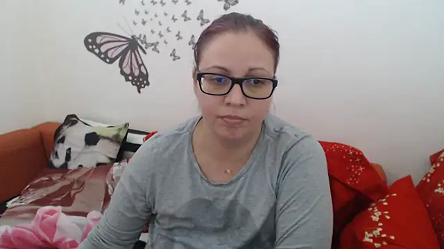 LadyHellene online show from 02/16/25, 01:27