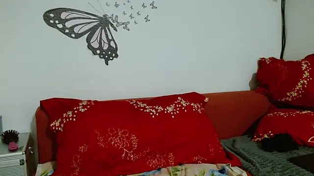 LadyHellene online show from 11/08/25, 06:29