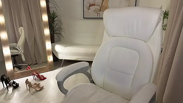 Beylly online show from 01/17/25, 04:39