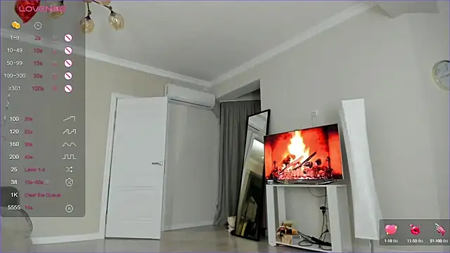 Snapshot of sailorrmoon chatting on 03/05/25, 05:18 sailorrmoon online show from 03/05/25, 05:18