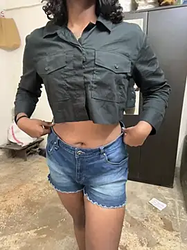 Snapshot of jaffy chatting on 01/07/25, 06:48 jaffy online show from 01/07/25, 06:48