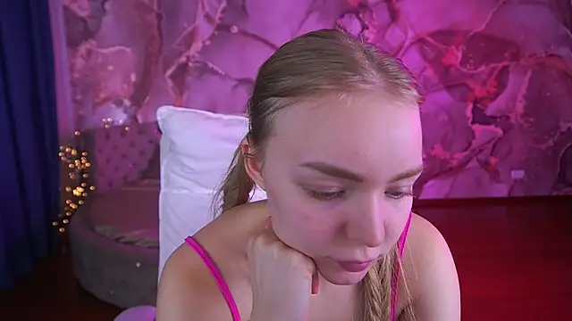 EmilySunshineS online show from 10/26/25, 08:20