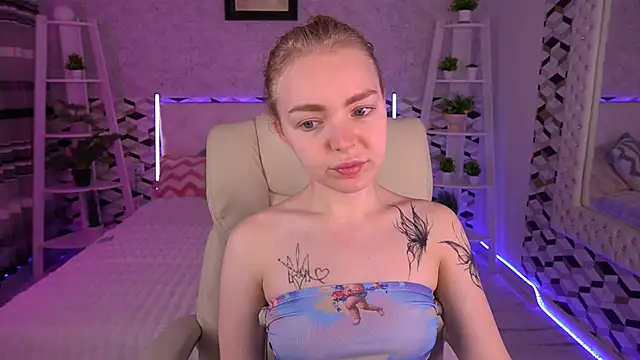 EmilySunshineS online show from 04/19/26, 06:24