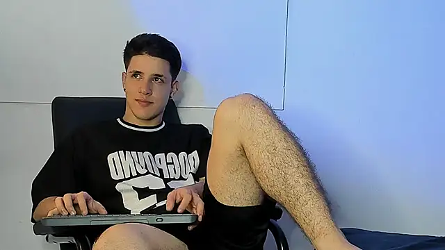 Adan rivas  online show from 02/20/25, 02:18
