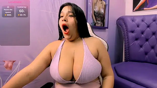 emma  milk  online show from 02/22/25, 11:24