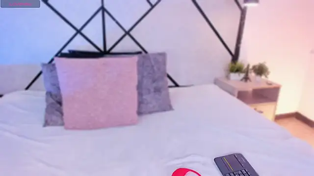 marie miller  online show from 09/25/25, 12:20