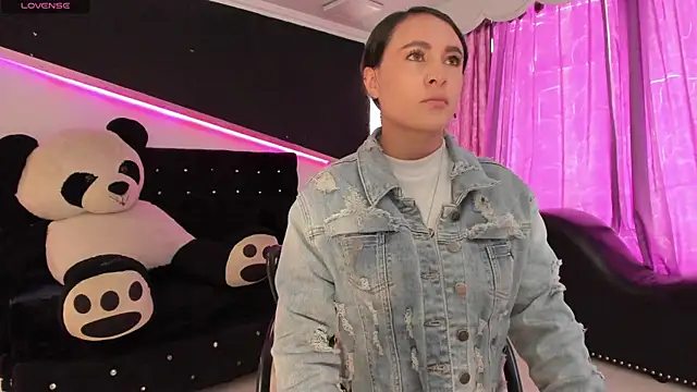 Coral Gibson online show from 01/14/26, 12:55