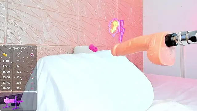 carollin  1 online show from 03/13/25, 02:55