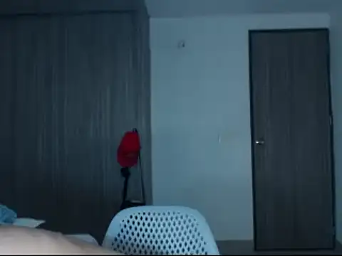 miavalentinaaa online show from 01/01/25, 10:11