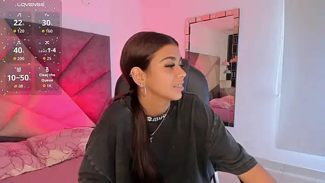 GiaFu online show from 12/18/25, 06:14