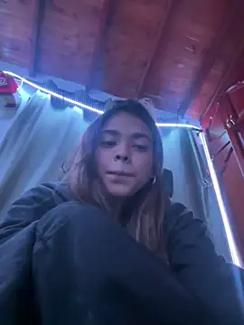 GiaFu online show from 03/19/26, 03:43