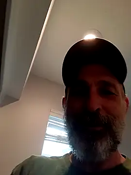 TheyCallMeSir6669 online show from 01/04/25, 03:49