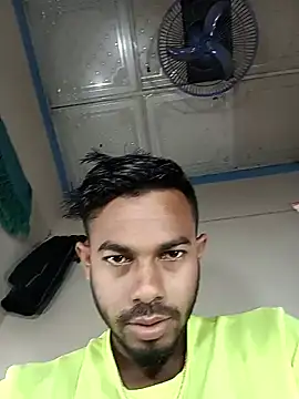 Snapshot of arafat_mia chatting on 01/27/25, 03:04 arafat mia online show from 01/27/25, 03:04