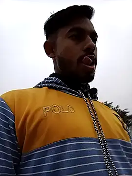 Snapshot of arafat_mia chatting on 02/01/25, 01:23 arafat mia online show from 02/01/25, 01:23