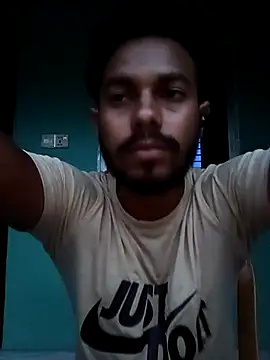 Snapshot of arafat_mia chatting on 09/09/25, 12:15 arafat mia online show from 09/09/25, 12:15