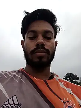 Snapshot of arafat_mia chatting on 09/10/25, 12:21 arafat mia online show from 09/10/25, 12:21