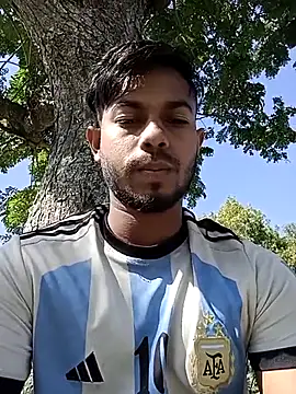 Snapshot of arafat_mia chatting on 11/28/25, 05:10 arafat mia online show from 11/28/25, 05:10