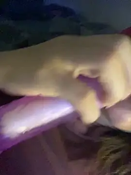 Carolinen online show from 09/13/25, 08:52