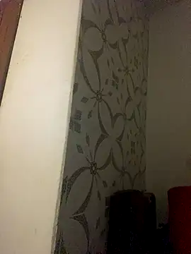 Carolinen online show from 09/25/25, 05:49