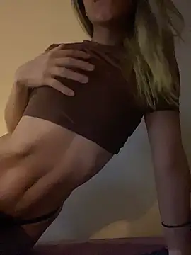 Carolinen online show from 04/06/26, 04:57