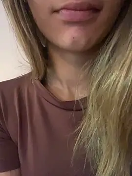 Carolinen online show from 04/06/26, 05:14