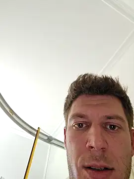 Alexxxmaster1312 online show from 12/18/25, 02:45