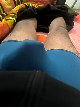 Snapshot of rana9639_1 chatting on 12/22/24, 02:49 rana9639 1 online show from 12/22/24, 02:49