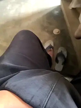 Snapshot of rana9639_1 chatting on 02/16/25, 08:10 rana9639 1 online show from 02/16/25, 08:10