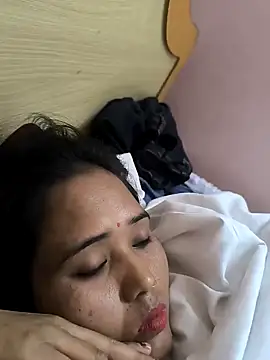 Snapshot of rana9639_1 chatting on 02/17/25, 08:04 rana9639 1 online show from 02/17/25, 08:04