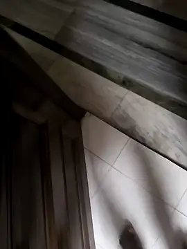 rana9639 1 online show from 02/18/25, 01:21