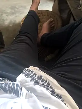 rana9639 1 online show from 10/22/25, 06:46