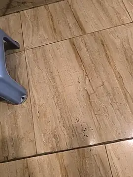 rana9639 1 online show from 12/22/25, 12:18