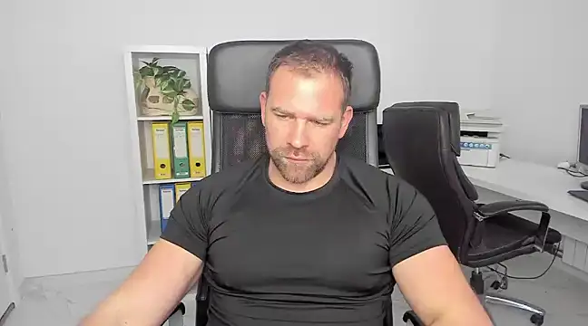 John-E-Dough online show from 01/04/25, 06:52