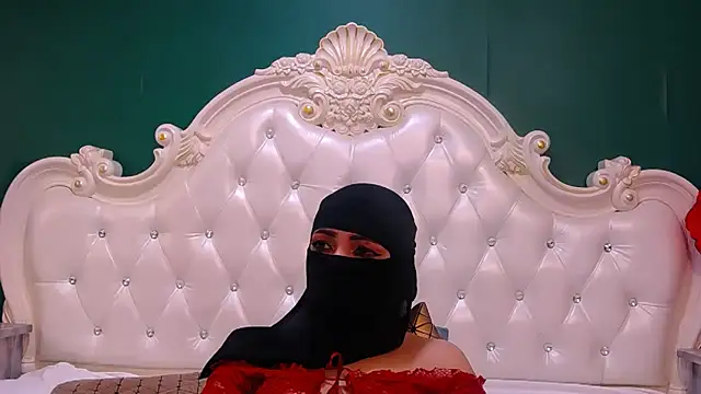 Snapshot of Hajar_Kar chatting on 01/16/25, 12:20 Hajar Kar online show from 01/16/25, 12:20