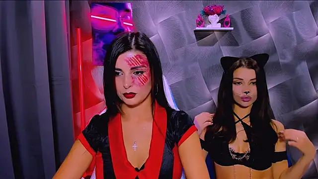 KayWuds online show from 10/31/25, 05:14